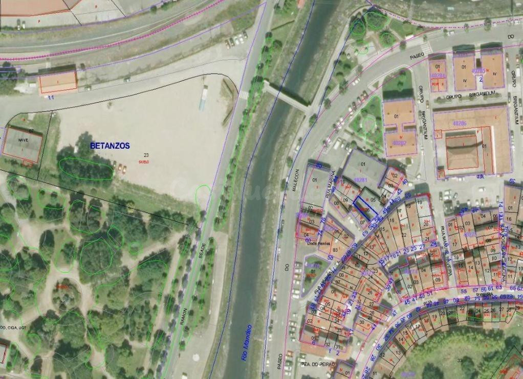 SUELO URBANO EN BETANZOS - foto 2
