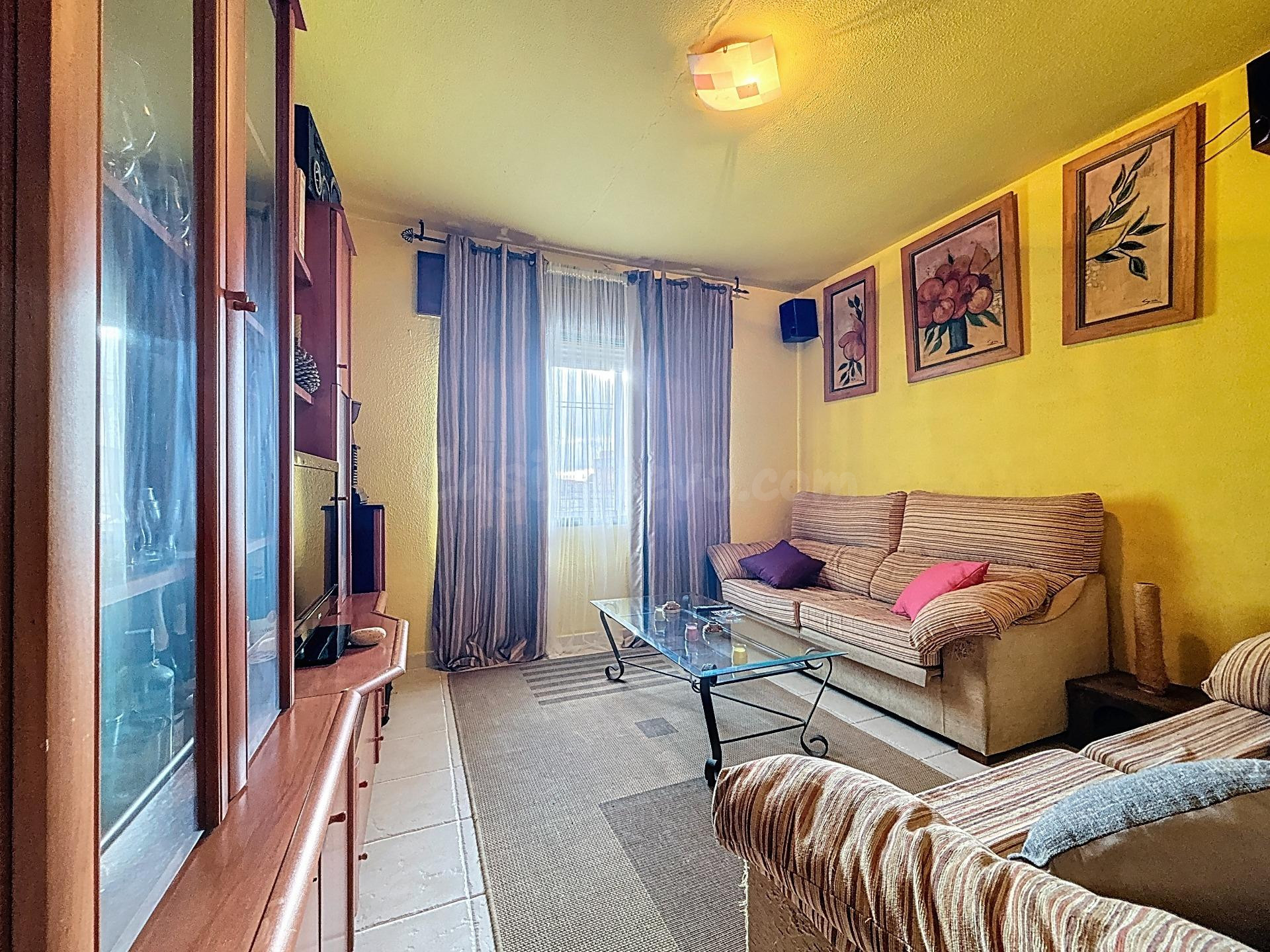 Casa de Planta baja y terreno en Cambados