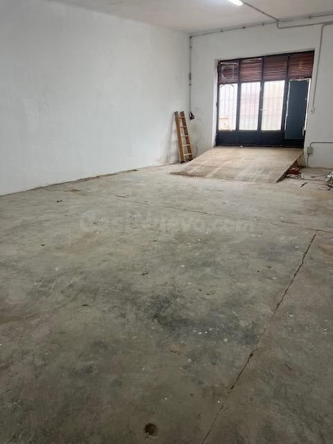 NAVE O LOCAL DE ALQUILER EN POLIGONO LA BOBILA - foto 5