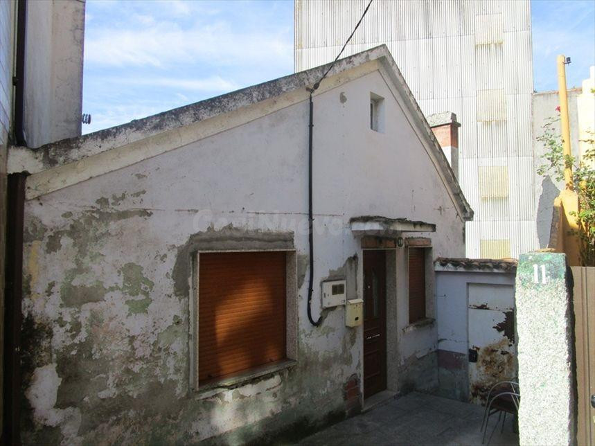 CASA ADOSADA EN VENTA