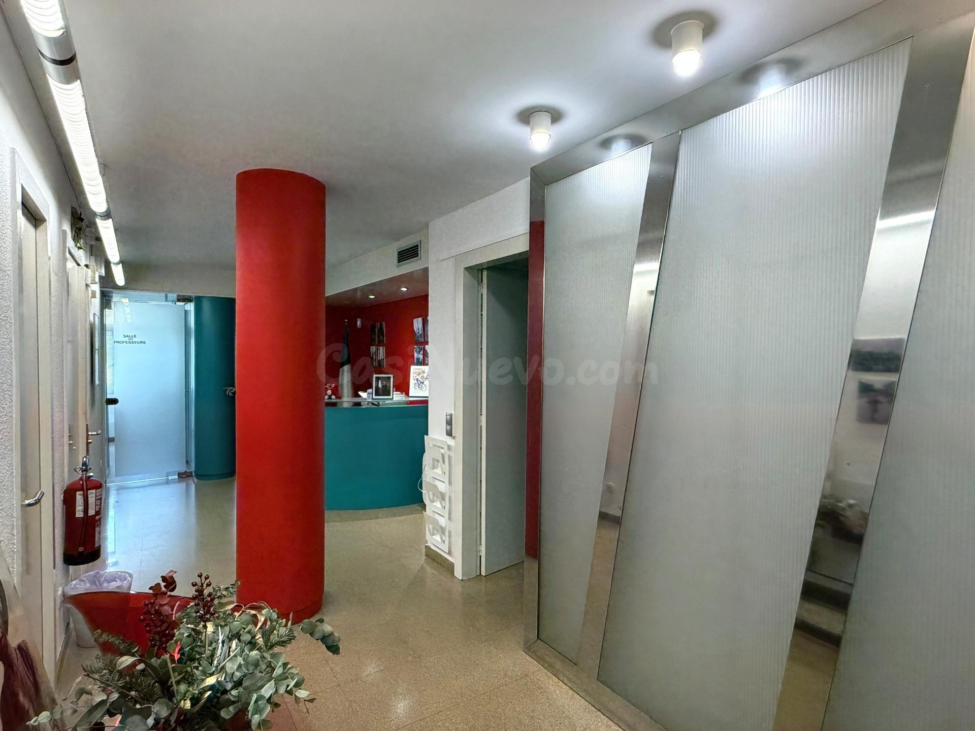 LOCAL COMERCIAL / OFICINAS AL CENTRO DE IGUALADA! - foto 4