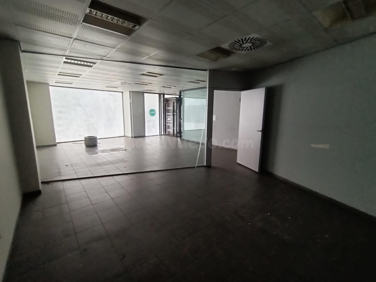 LOCAL COMERCIAL EN PONTEVEDRA - foto 3