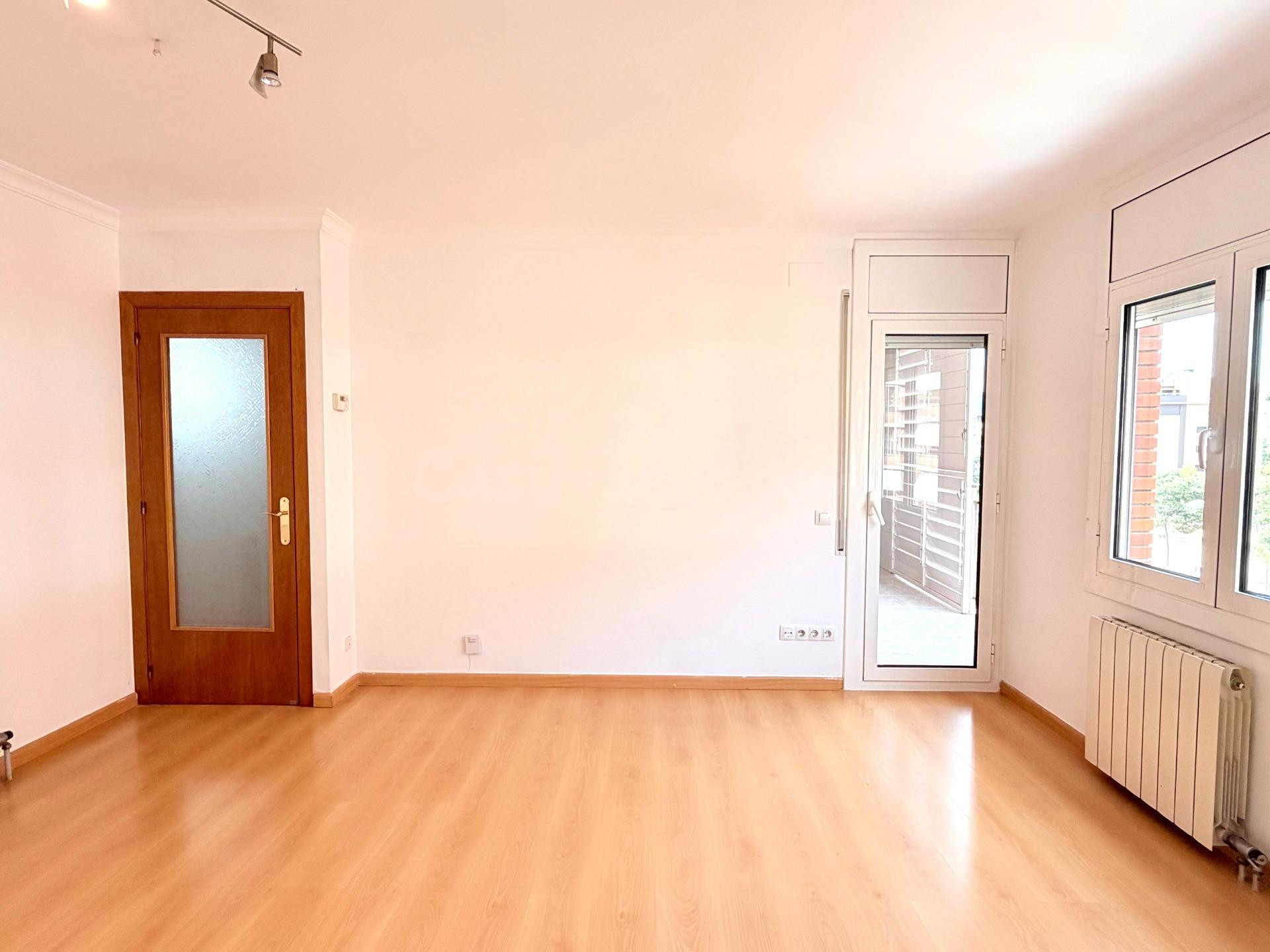 FANTÁTICO PISO EN EL BARRIO DE SET CAMINS - foto 4
