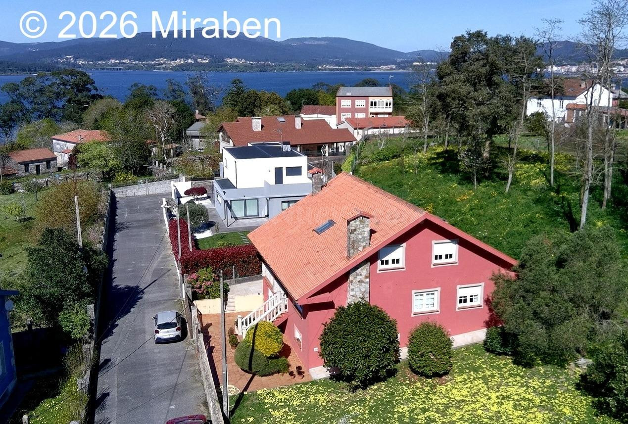 Exclusivo Chalet de Lujo en Abanqueiro, Boiro - Tu Refugio S