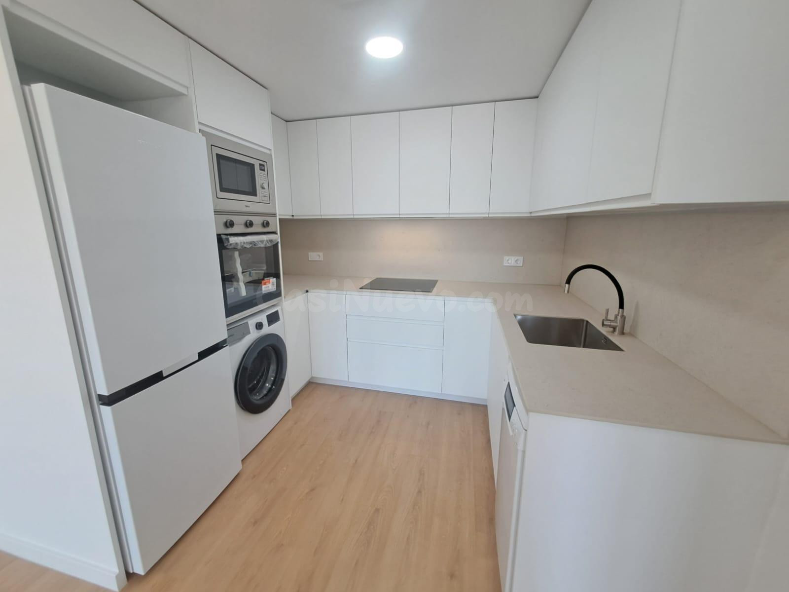 PISO OBRA NUEVA EN ALQUILER CON PKG Y TRASTERO!!! - foto 3