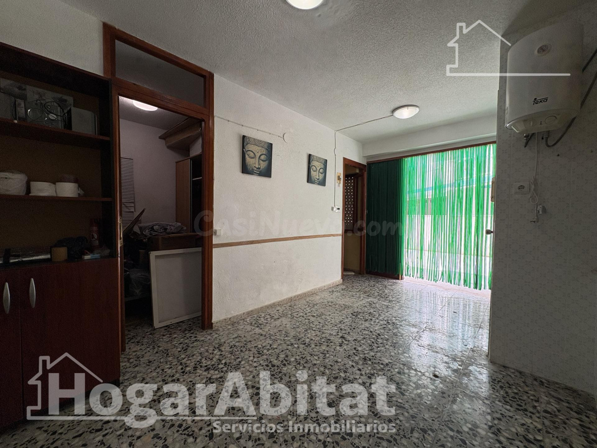 APARTAMENTO CON DOS BALCONES Y GARAJE CERCA DE LA PLAYA - foto 3