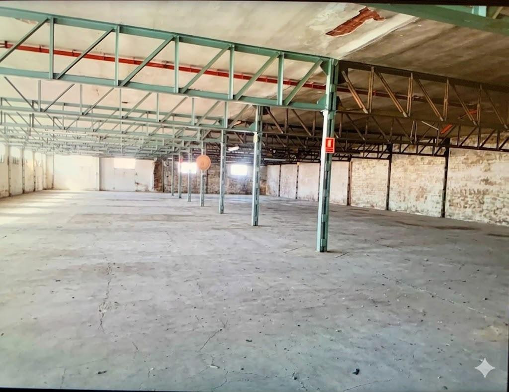 ALQUILER DE NAVE EN MASSANASSA - foto 2