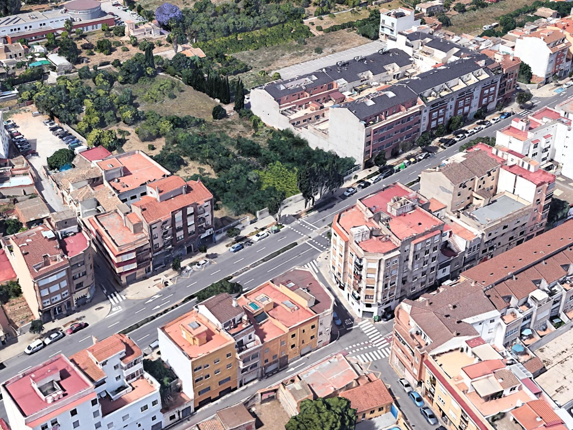 SOLAR URBANO DE USO RESIDENCIAL CON UNA EDIFICABILIDAD DE 2. - foto 3