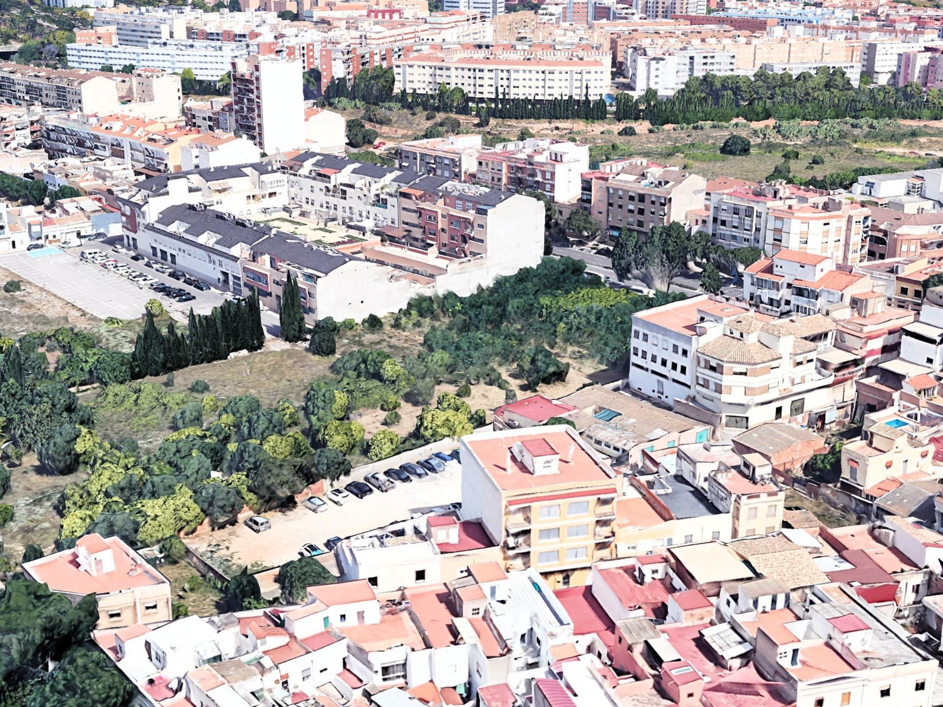 SOLAR URBANO DE USO RESIDENCIAL CON UNA EDIFICABILIDAD DE 2. - foto 5