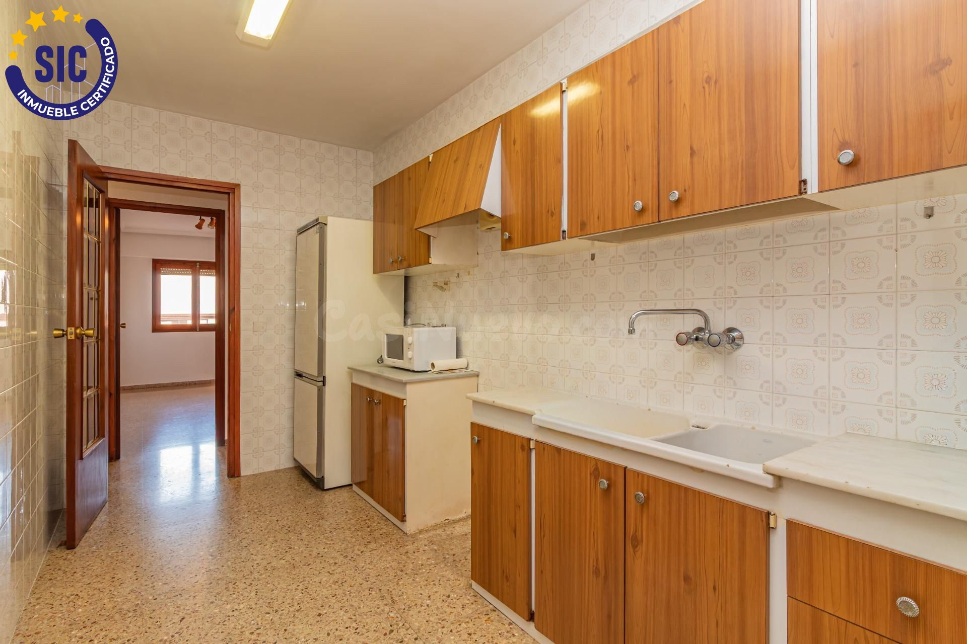 PISO CON CUATRO DORMITORIOS JUNTO AL PARQUE DEL LAGO EN CAST - foto 3