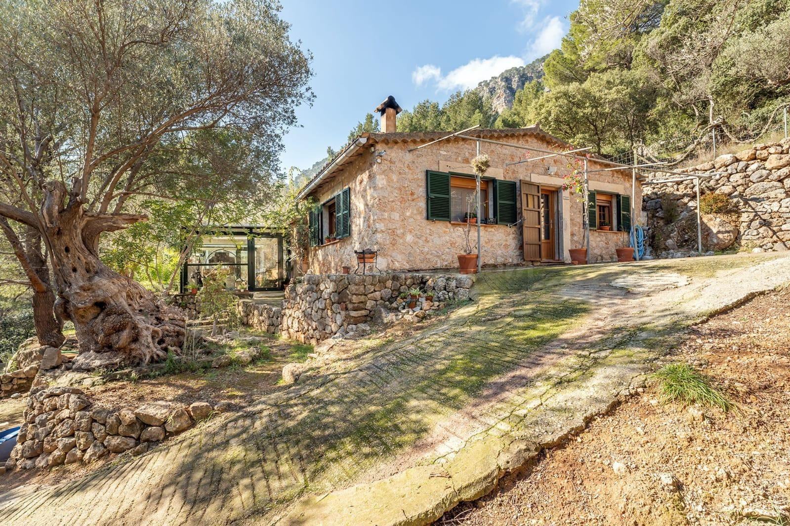 FINCA RUSTICA EN SOLLER