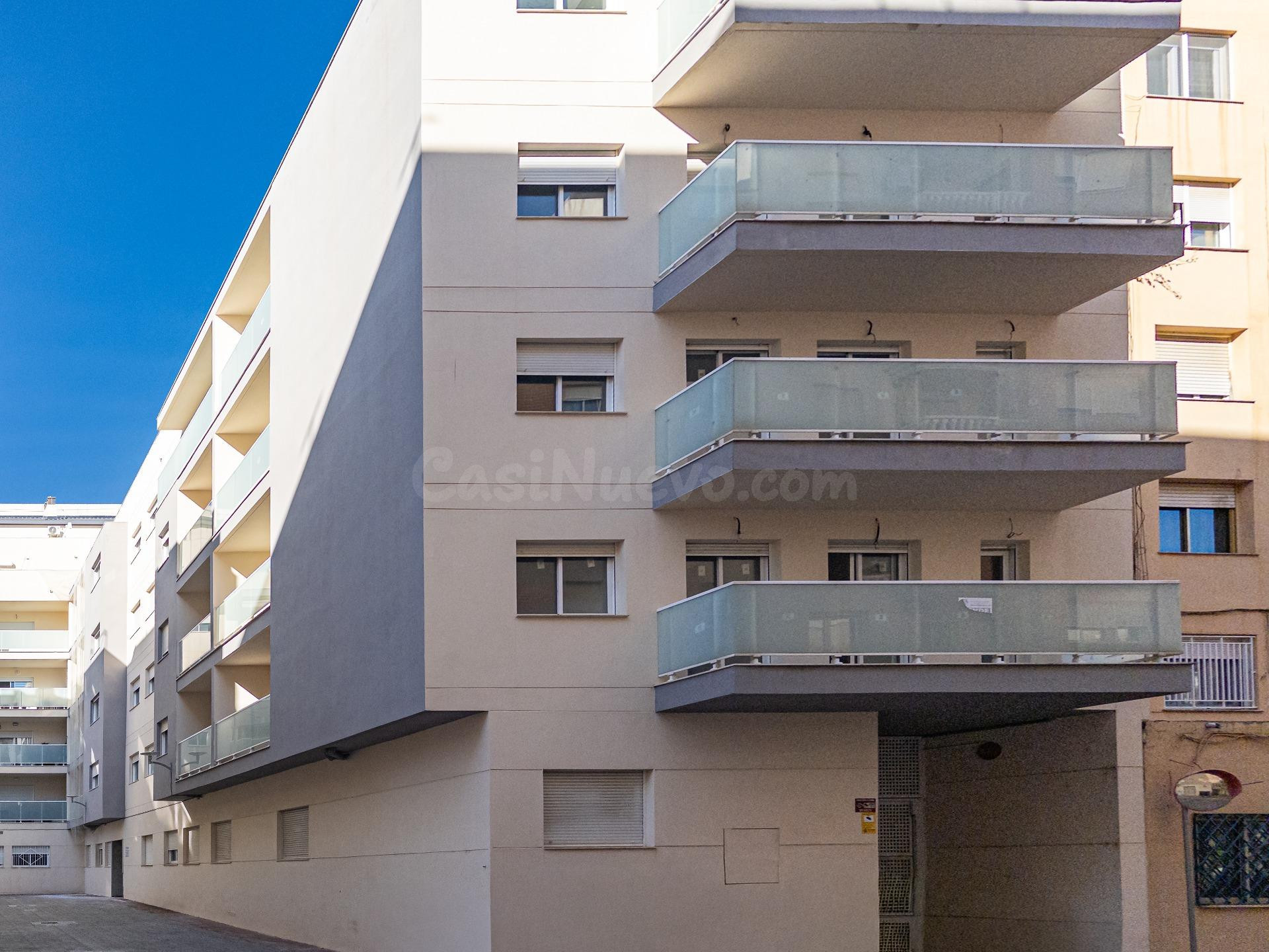 PISO CON TRES DORMITORIOS Y DOS BAÑOS EN EDIFICIO EN CONSTRU - foto 5