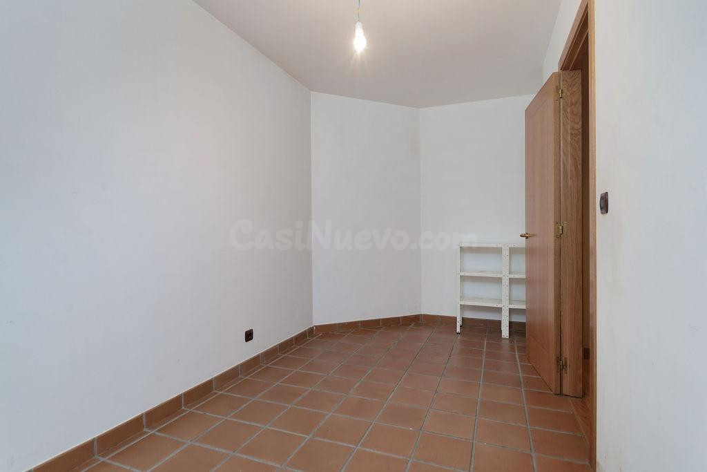DUPLEX EN OLEIROS (PERILLO) CON 2 PLAZAS DE GARAJE - foto 3