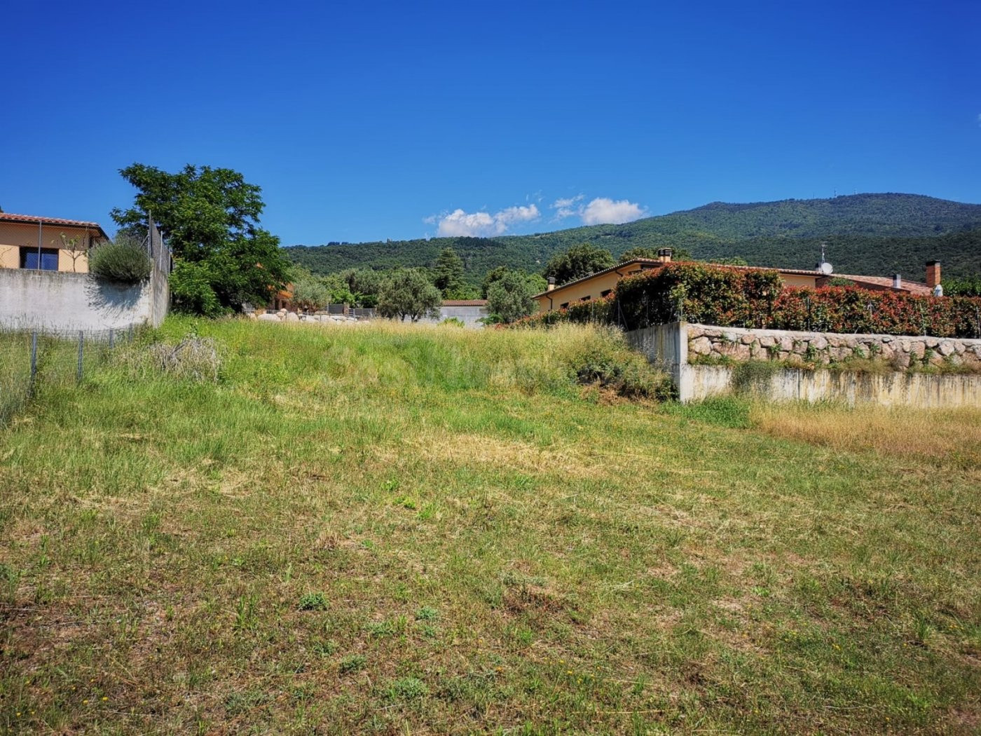 CAMPINS: MAGNÍFICO SOLAR URBANO DE 604 m2