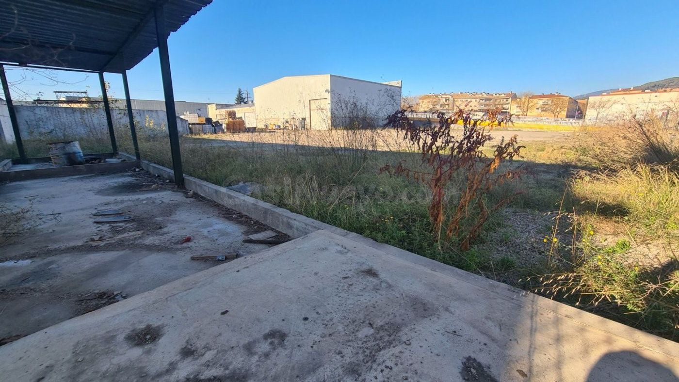 SANT CELONI (MOLÍ DE LES PLANES): SOLAR INDUSTRIAL EN VENTA - foto 5