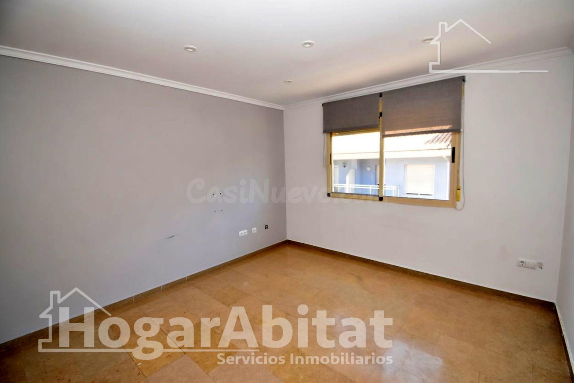 AMPLIO Y EXTERIOR CON BALCÓN Y VISTAS A LA MONTAÑA - foto 4