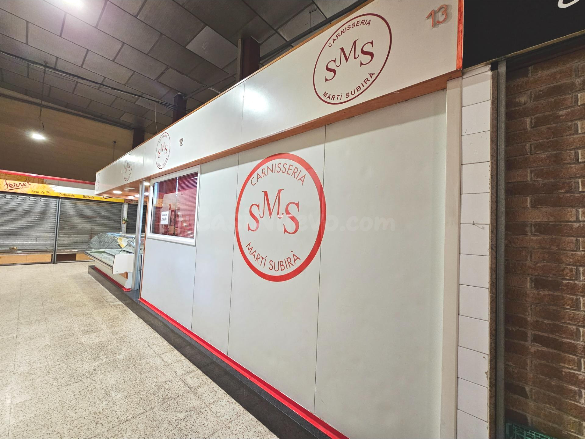 SANT CELONI (MERCAT MUNICIPAL):SE TRASPASA BRILLANTE NEGOCIO - foto 3