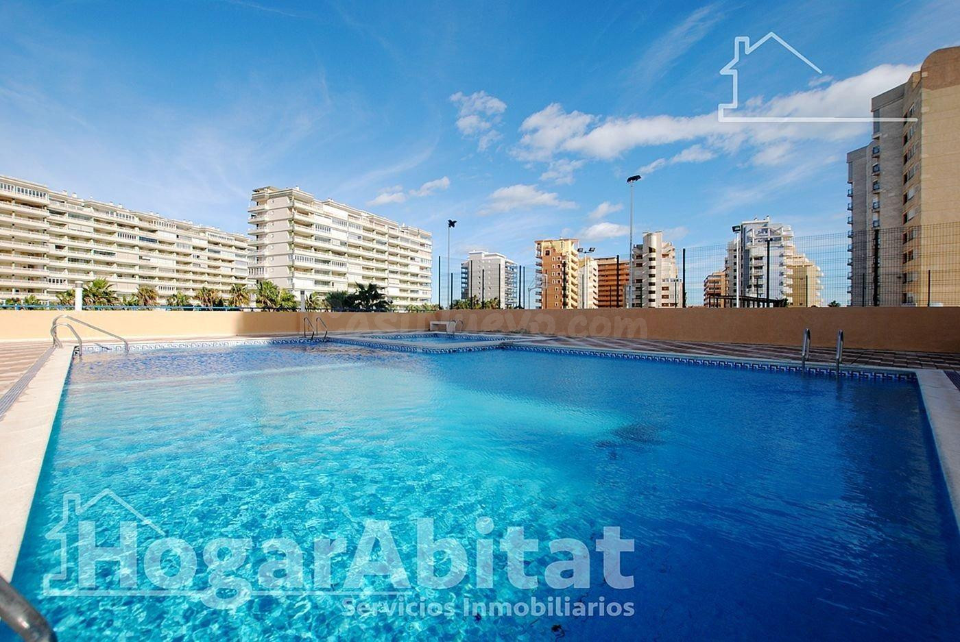 ¡OPORTUNIDAD! EXTERIOR CON BALCÓN, PISCINA, GARAJE Y TRASTERO