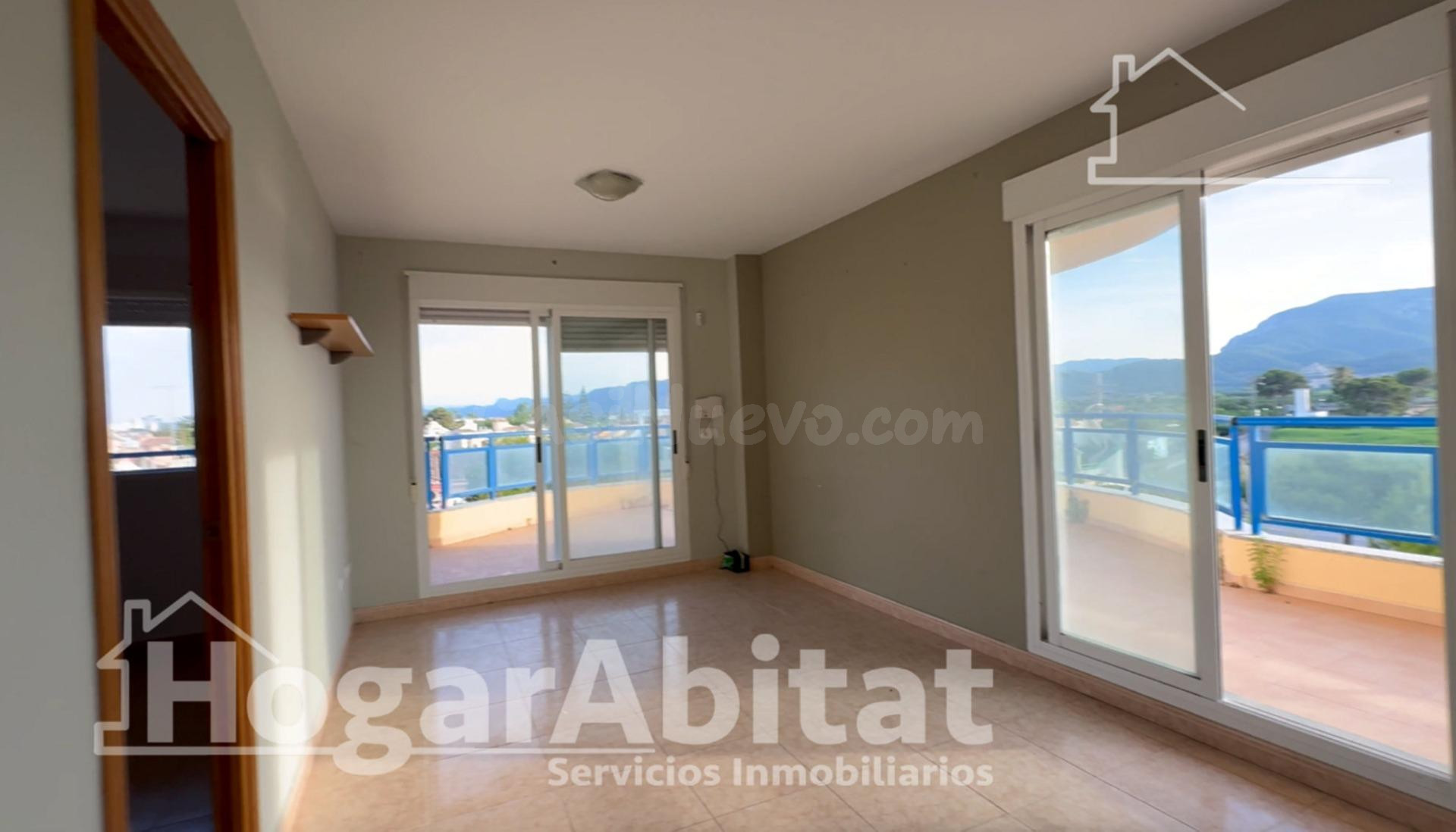 ¡OPORTUNIDAD! EXTERIOR CON BALCÓN, PISCINA, GARAJE Y TRASTER - foto 5