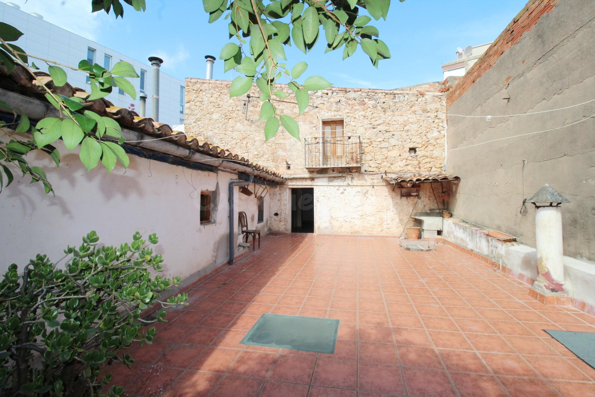 REF. 1861_CASA PARA REFORMAR EN EL CENTRO DE OROPESA DEL MAR_IDEAL PARA INVERSORES