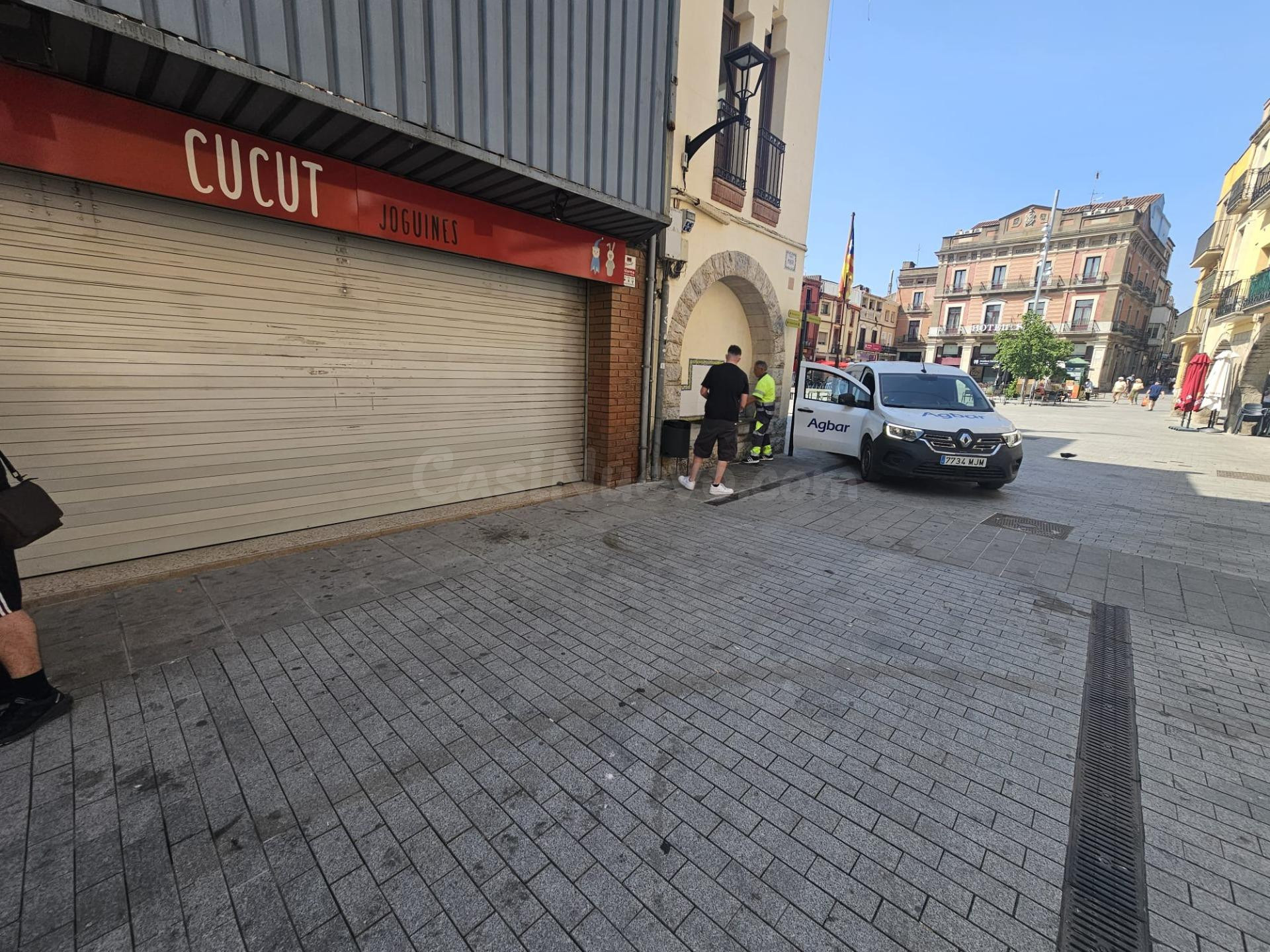 SANT CELONI (CENTRO-ZONA PEATONAL): GRAN EDIFICIO DE ALQUILE - foto 2