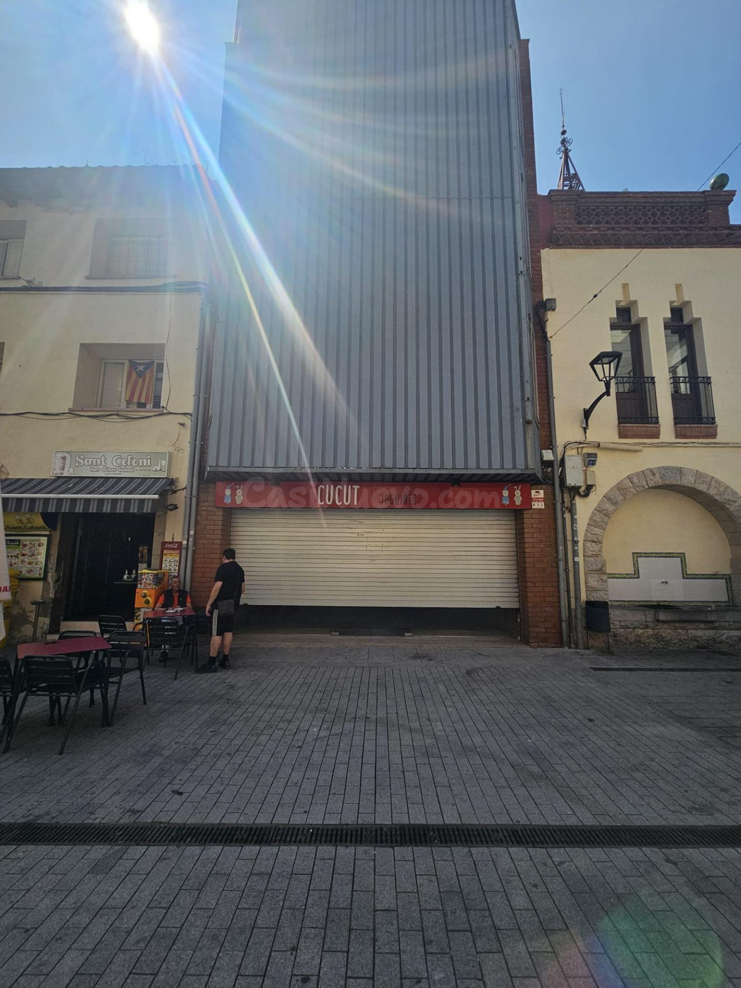 SANT CELONI (CENTRO-ZONA PEATONAL): GRAN EDIFICIO DE ALQUILE - foto 3