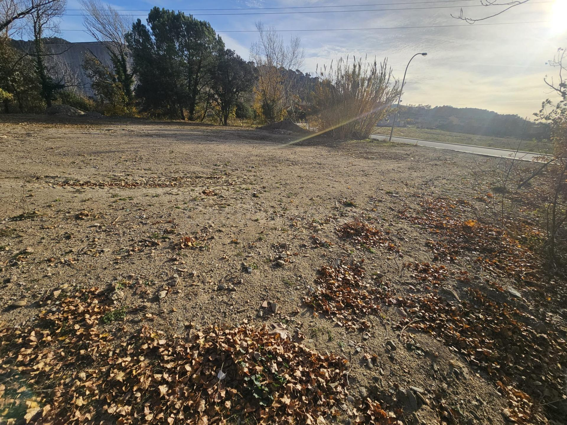 GUALBA (POLÍGONO INDUSTRIAL): TERRENO URBANIZADO DE 6000 m2  - foto 2