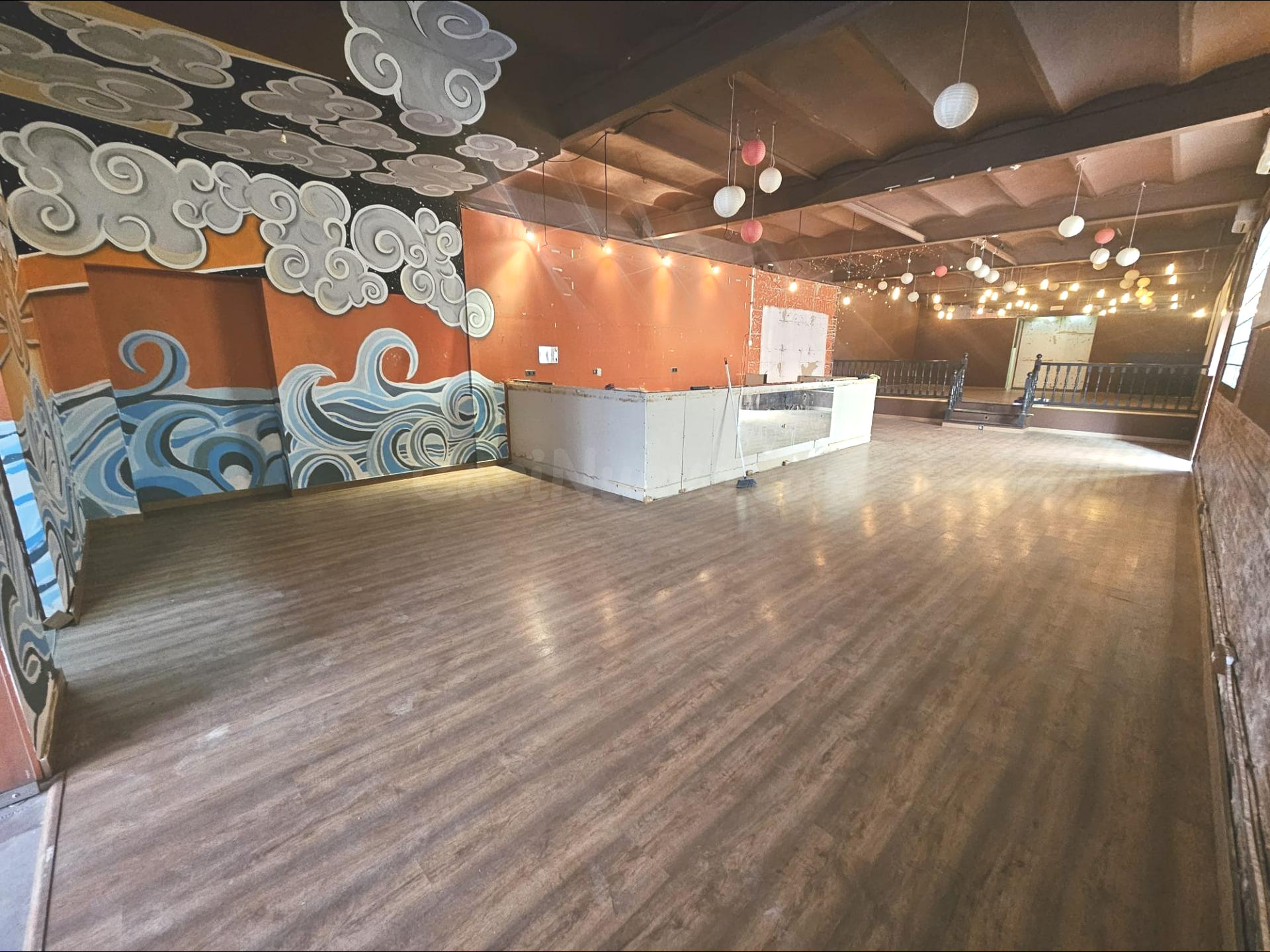 SANT CELONI (CENTRO): GRAN LOCAL COMERCIAL EN VENTA JUNTO AT - foto 4