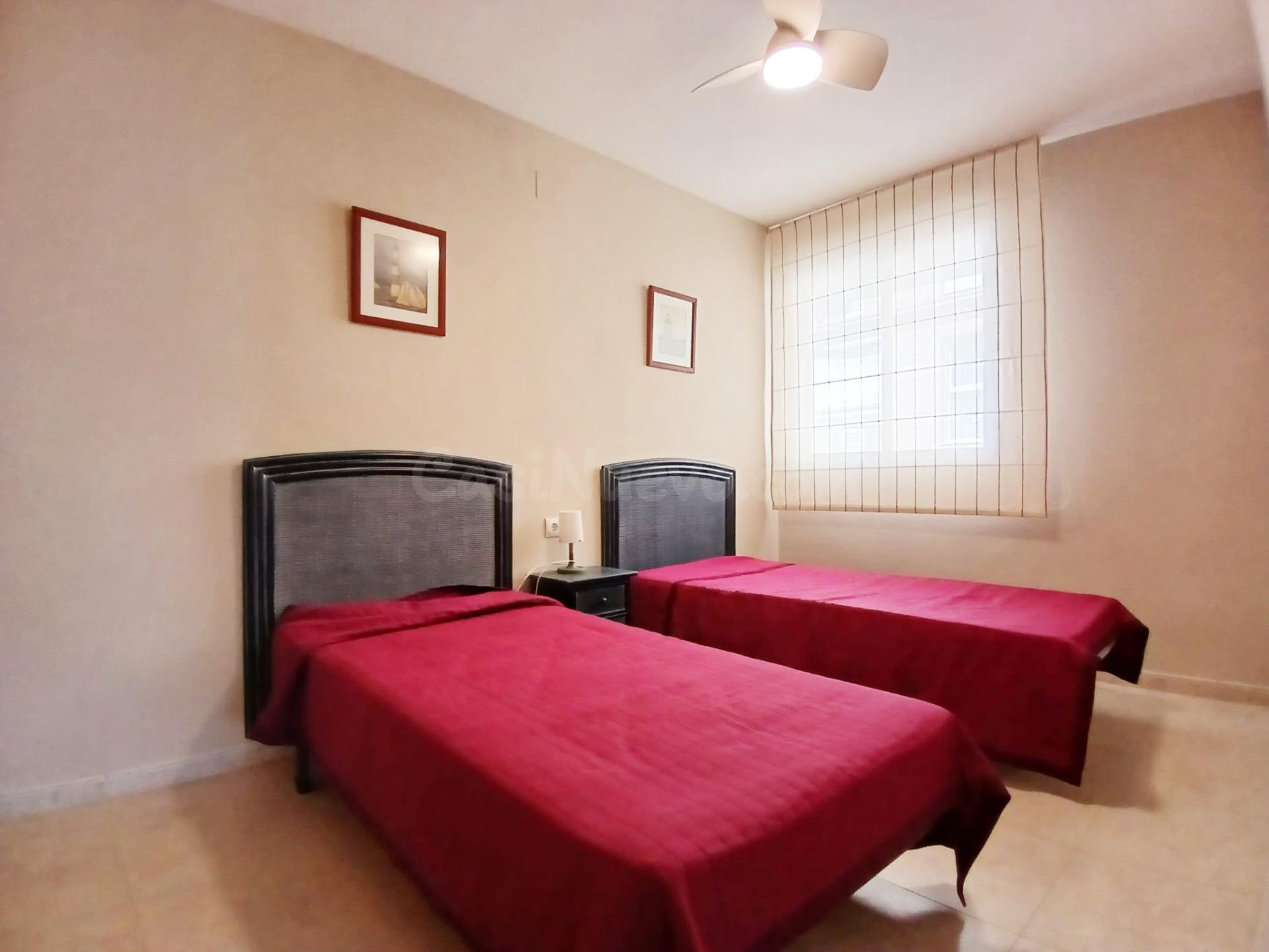 1877_ APARTAMENTO DE 2 DORMITORIOS, CON 2 TERRAZAS Y PARKING - foto 5