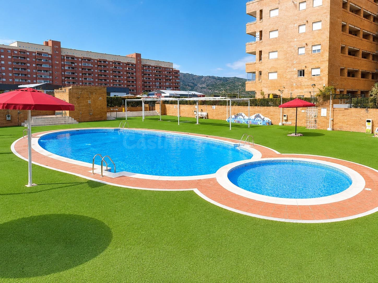 1878_APARTAMENTO DE 2 DORMITORIOS, GARAJE Y TRASTERO EN "TORREMAR" MARINA D´OR
