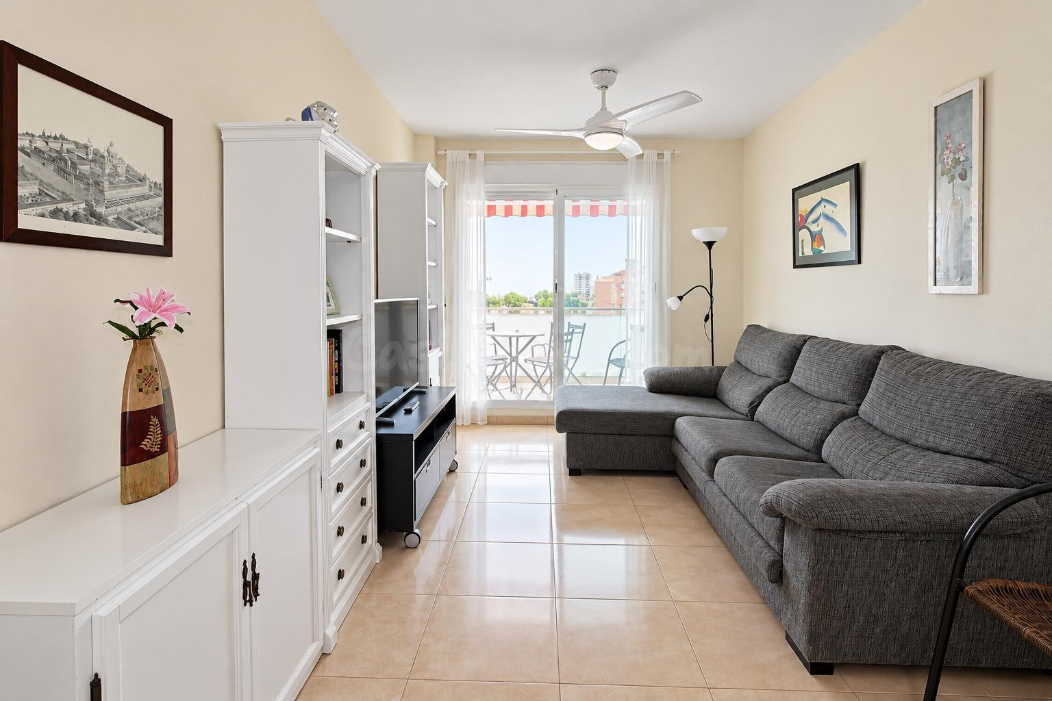 REF. 1882_APARTAMENTO DE 2 DORMITORIOS CON PISCINA Y GARAJE  - foto 2