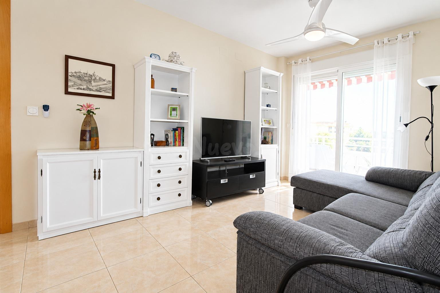 REF. 1882_APARTAMENTO DE 2 DORMITORIOS CON PISCINA Y GARAJE  - foto 3