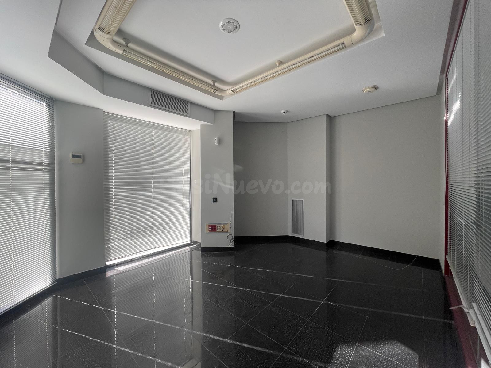 LOCAL COMERCIAL EN VILA-REAL - foto 3