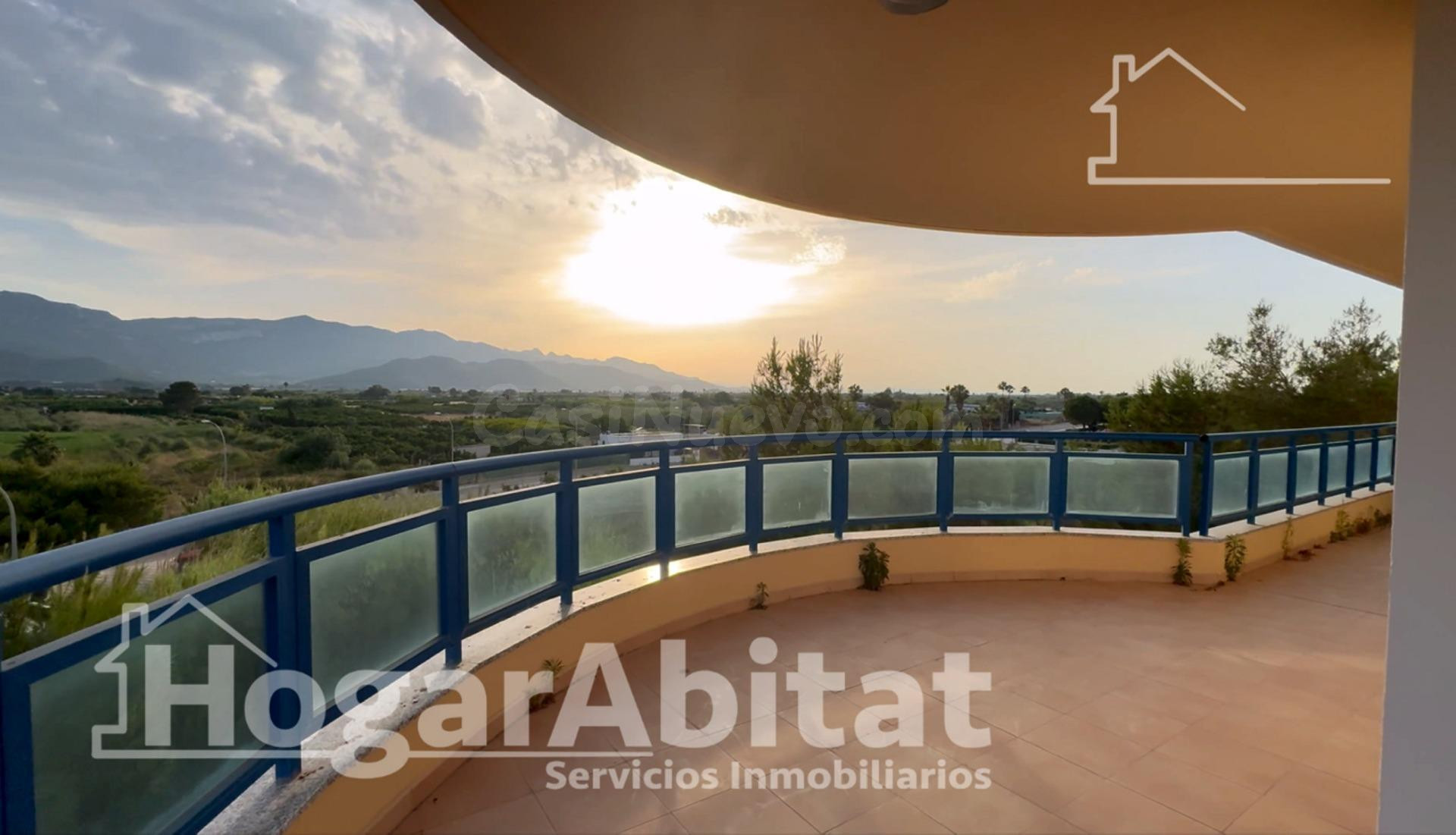 EXTERIOR CON BALCÓN, PISCINA, GARAJE Y TRASTERO - foto 3