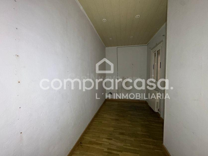 Piso luminoso de 97 m2 con terraza, 3 habitaciones y ascenso - foto 4