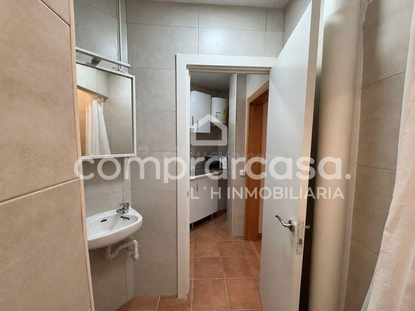 Local comercial en l'Hospitalet centre - Junto Plaça ajuntam - foto 3