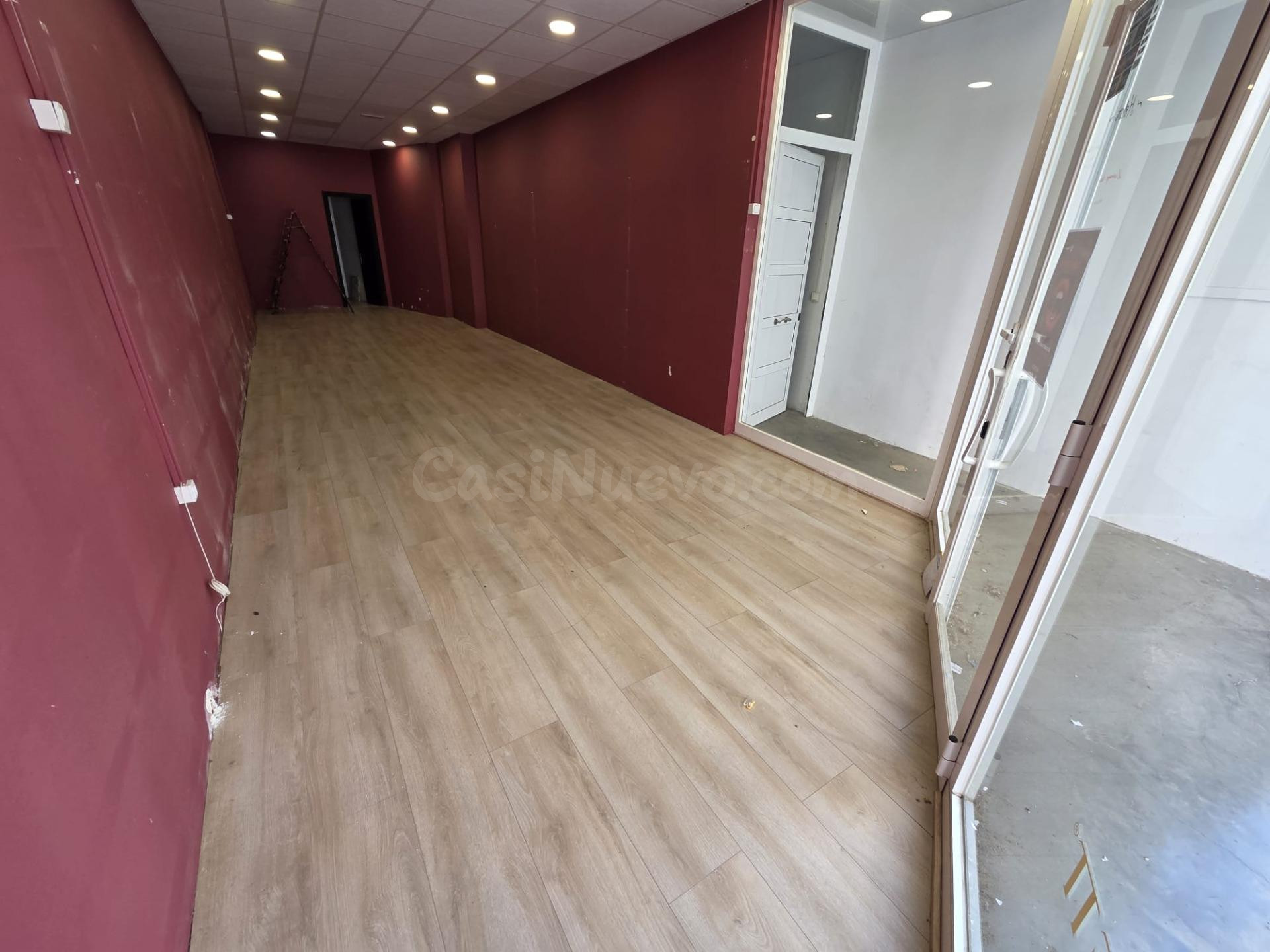 SANT CELONI (ZONA PEATONAL CENTRO): MAGNÍFICO LOCAL DIÁFANO  - foto 4