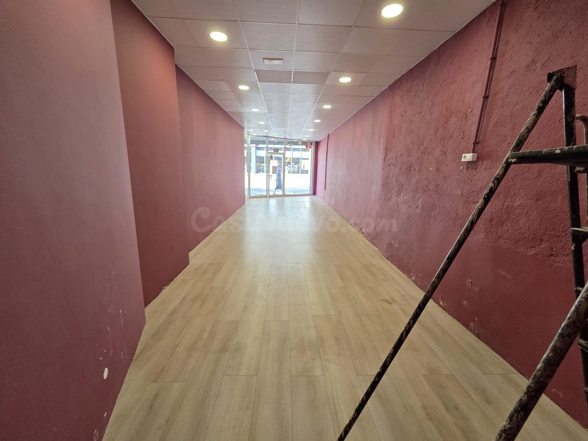 SANT CELONI (ZONA PEATONAL CENTRO): MAGNÍFICO LOCAL DIÁFANO  - foto 5