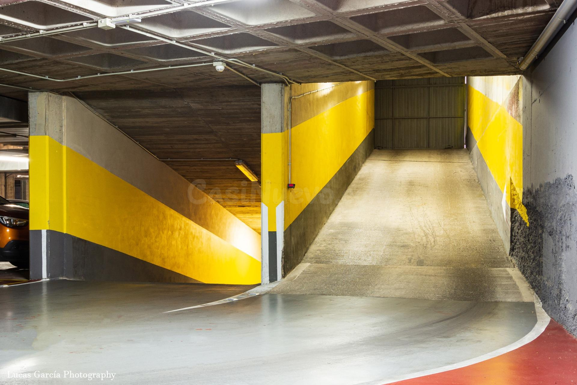 Garaje 24m² en venta - Romareda
