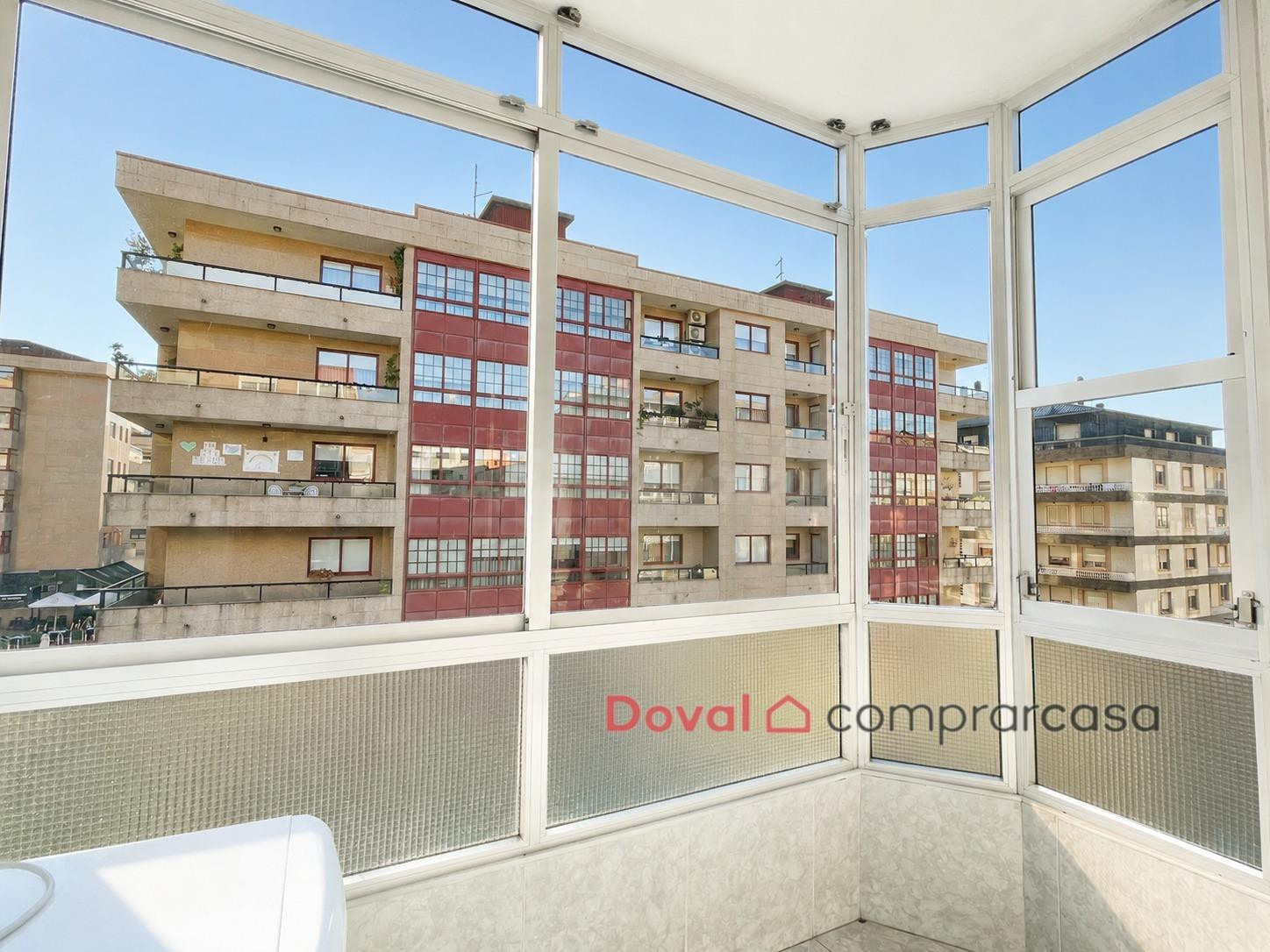 Tu hogar en el corazón de O Porriño, 3 habitaciones 2 baños - foto 2