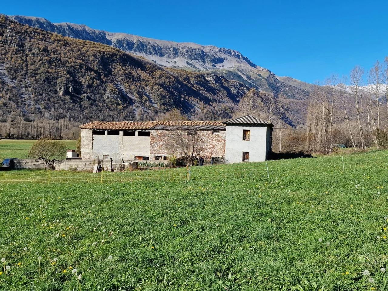 Casa 5 habitaciones 296m² en venta - Ribagorza - Castejón de Sos