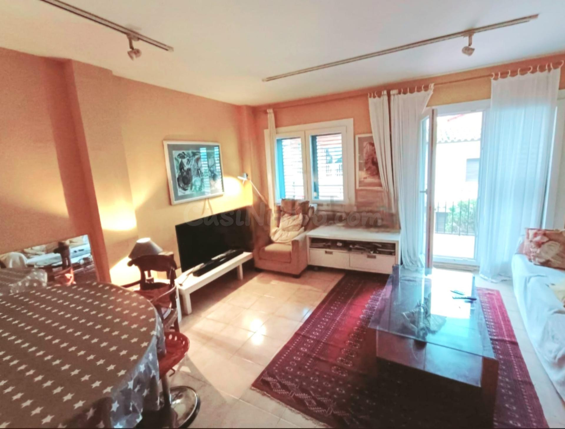 Encanto y comodidad en el corazón de Palafrugell. Una casa al precio de un piso!! - foto 3
