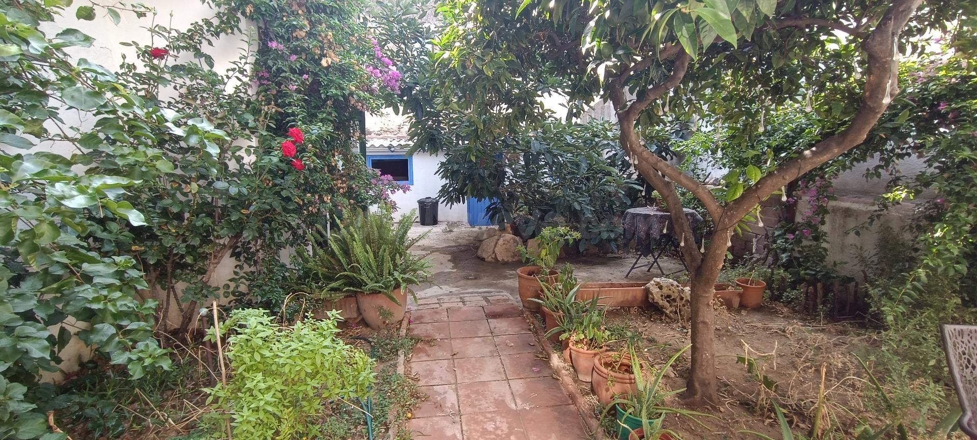 Para entendidos: La mejor casona de piedra de Calonge puede ser suya. - foto 3