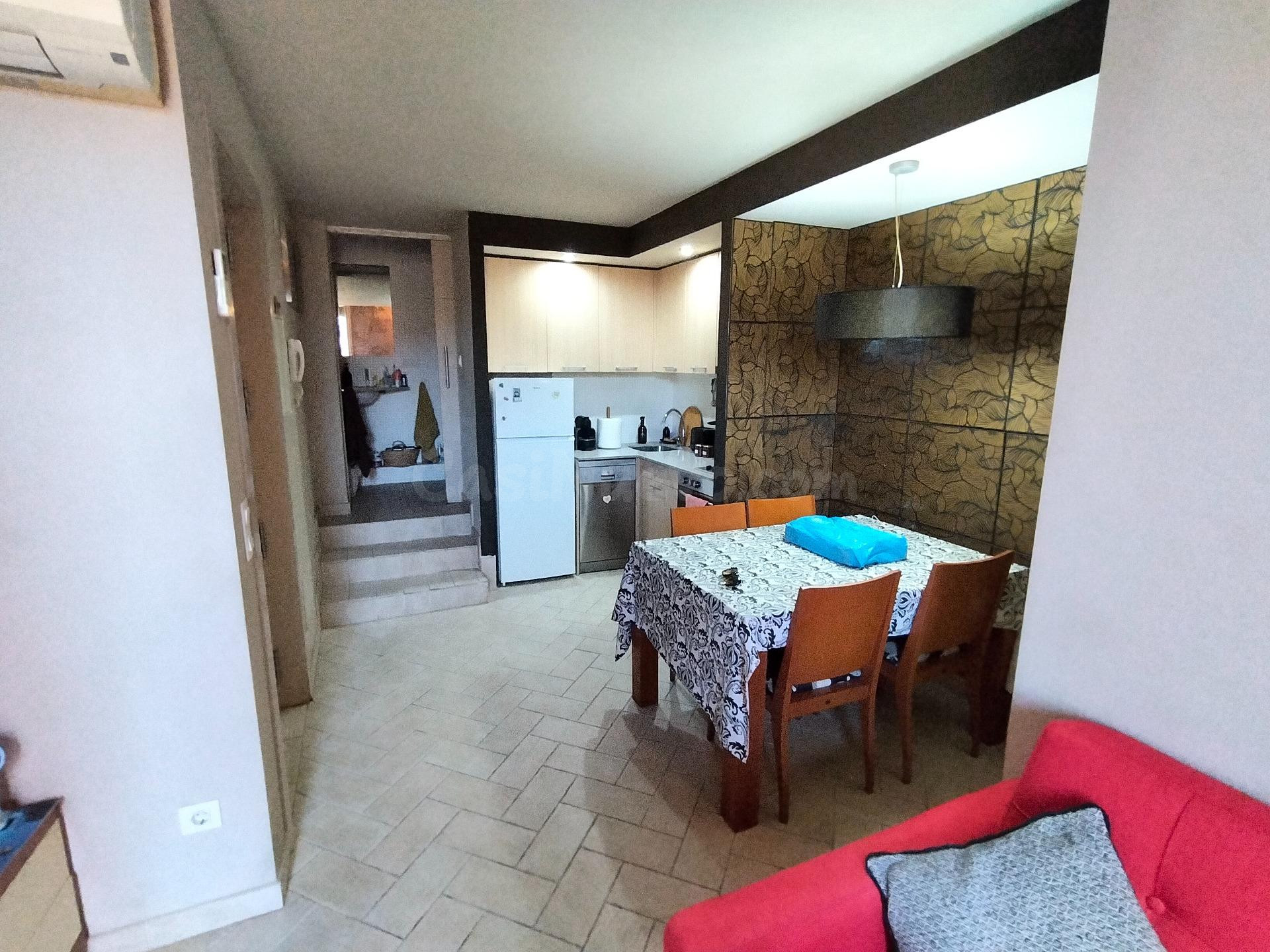 Precioso duplex con encanto en edificio historico de piedra, totalmete renovado, en el centro de Calonge - foto 2