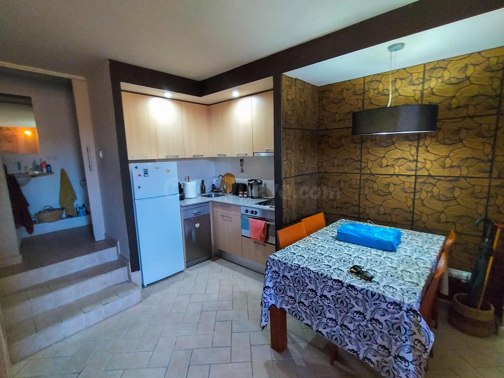 Precioso duplex con encanto en edificio historico de piedra, totalmete renovado, en el centro de Calonge - foto 4