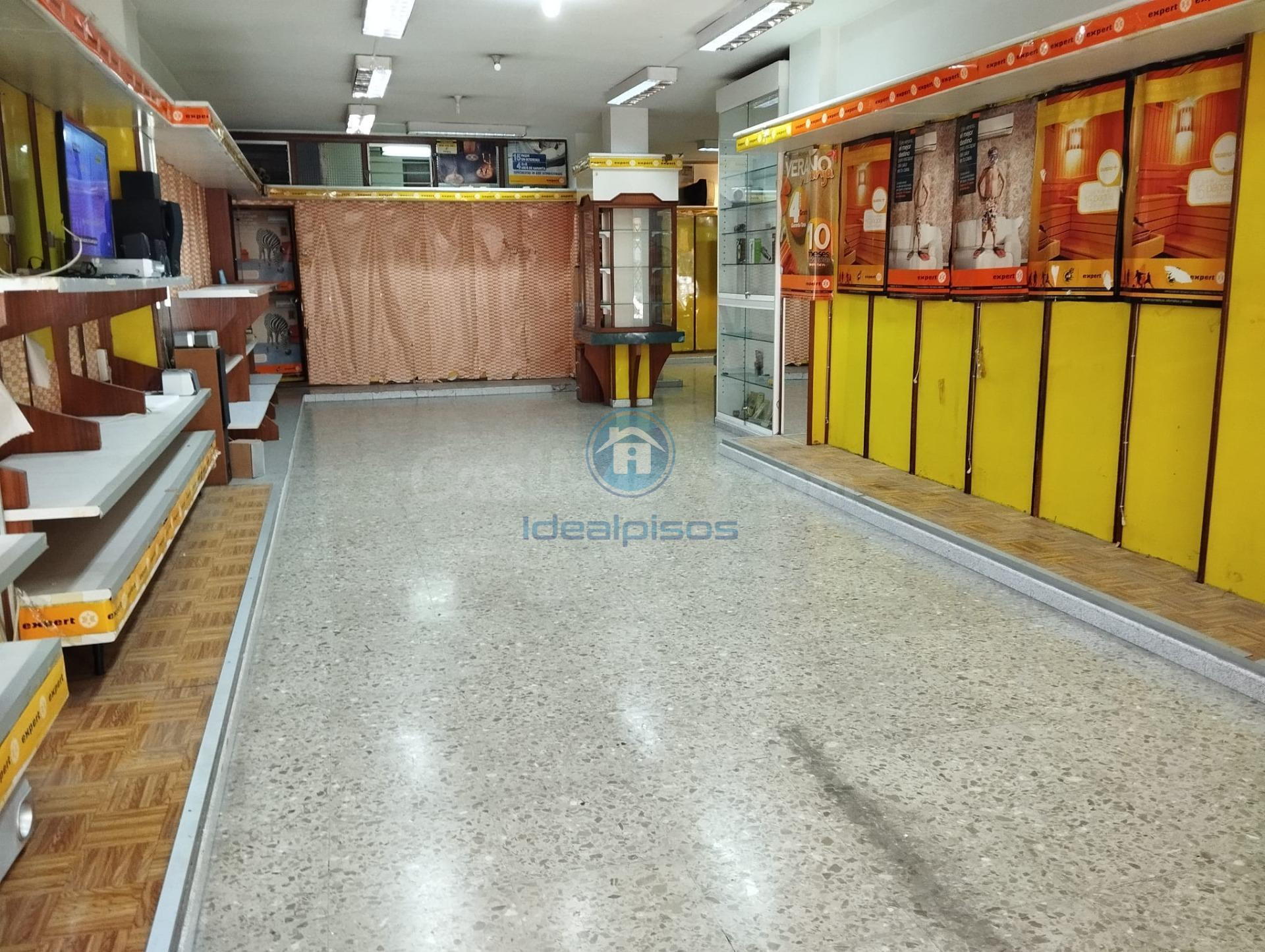GRAN LOCAL COMERCIAL EN ZONA MERCADO-LUCEROS - foto 3