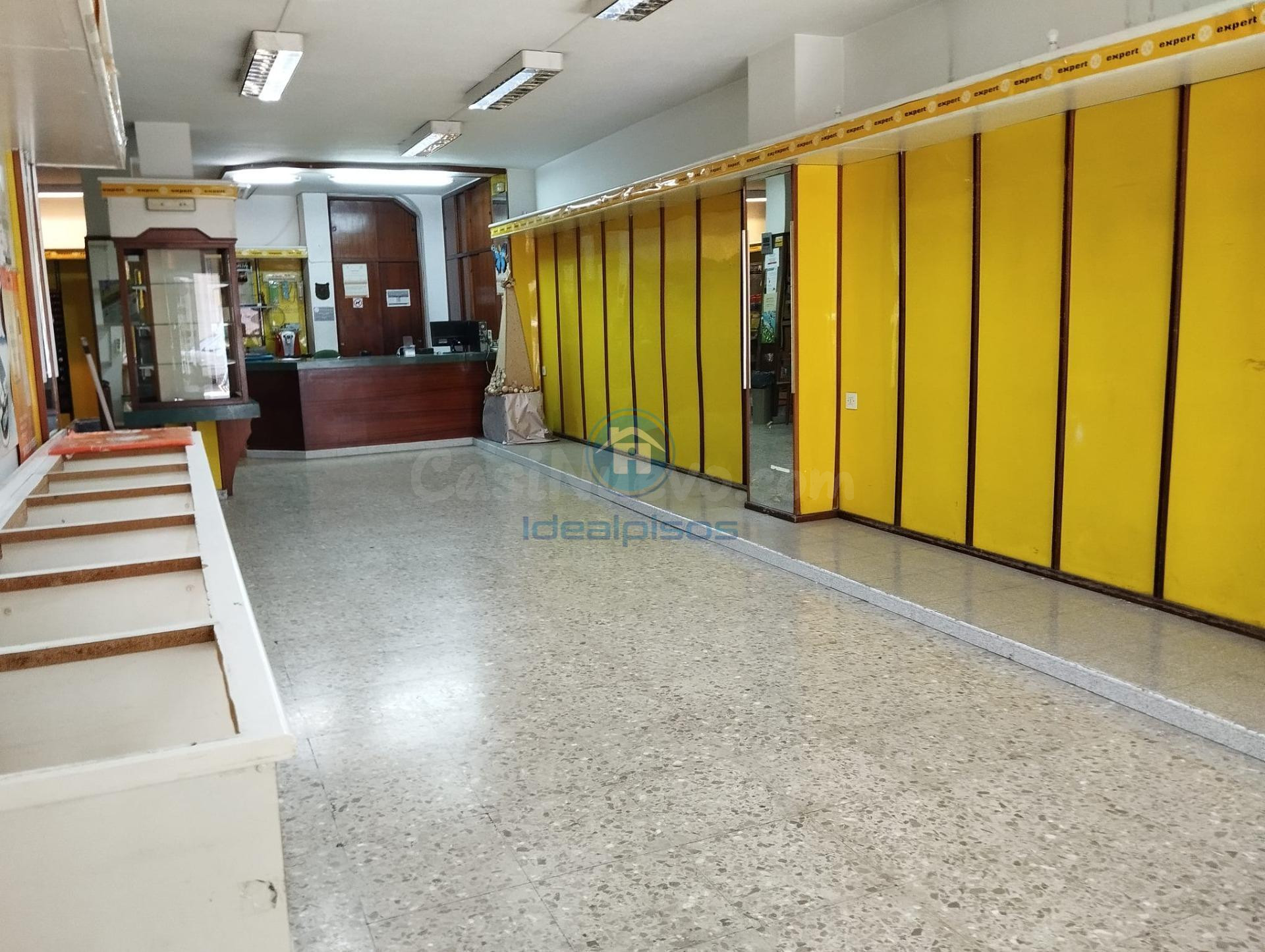 GRAN LOCAL COMERCIAL EN ZONA MERCADO-LUCEROS - foto 4
