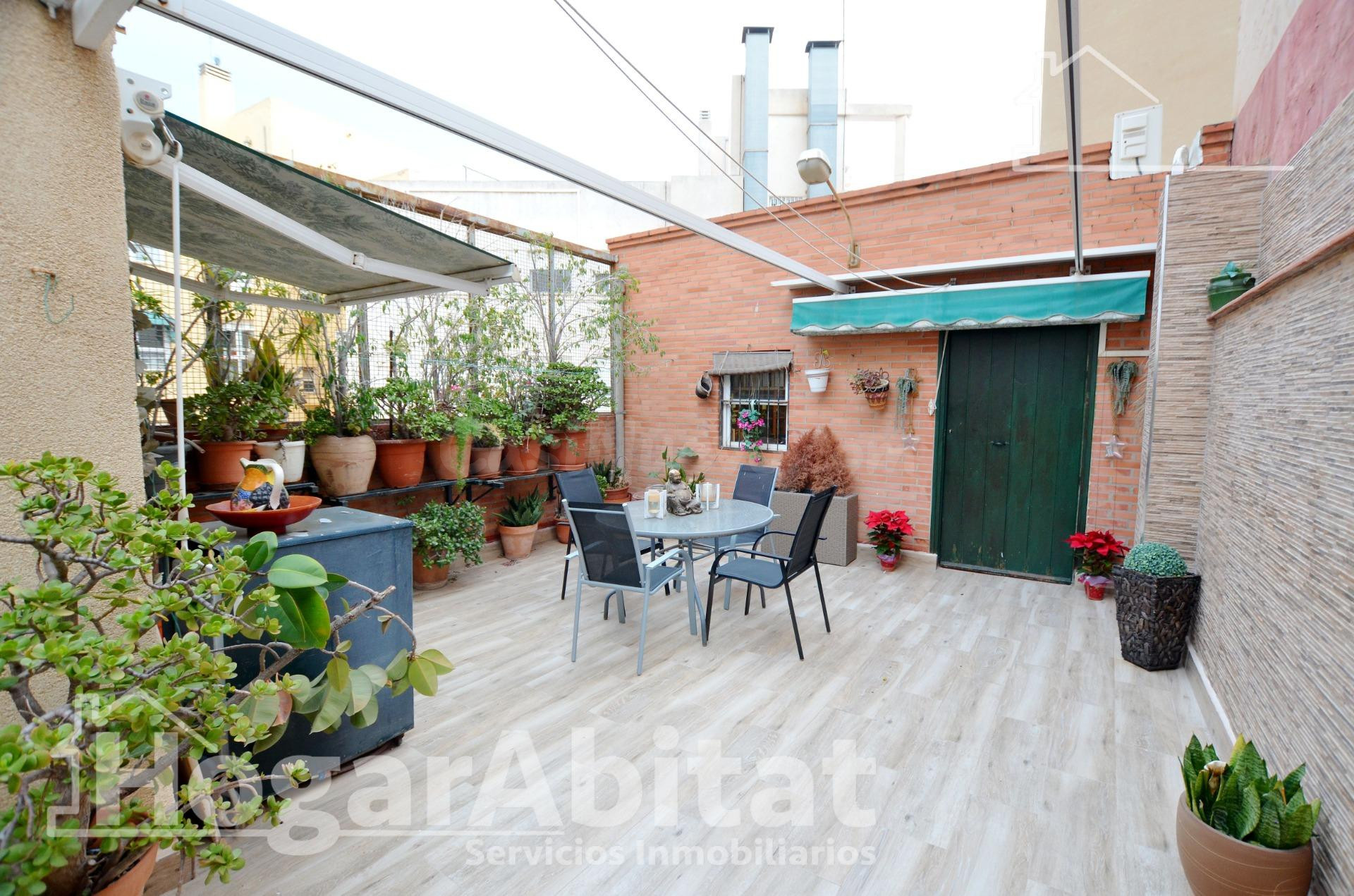 ¡EXCELENTE UBICACIÓN! AMPLIO Y TODO EXTERIOR CON GRAN TERRAZ
