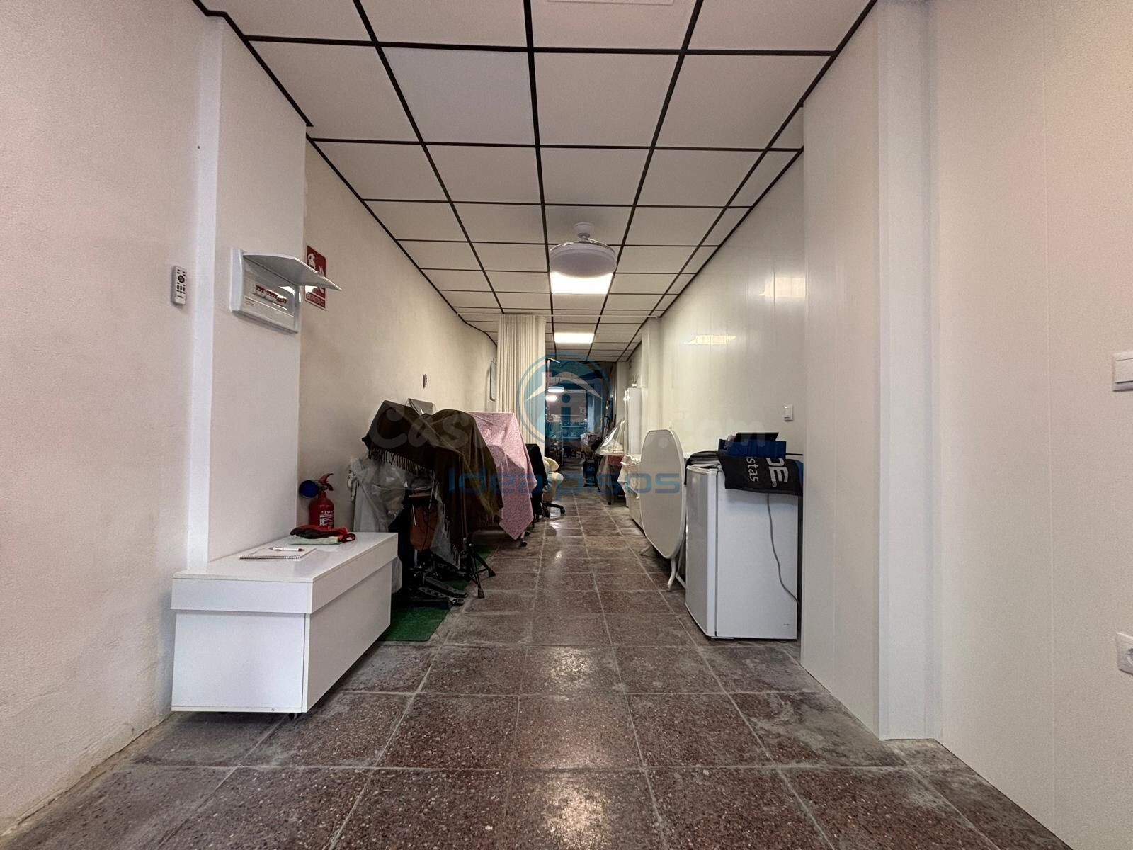 LOCAL COMERCIAL EN CAMPOAMOR