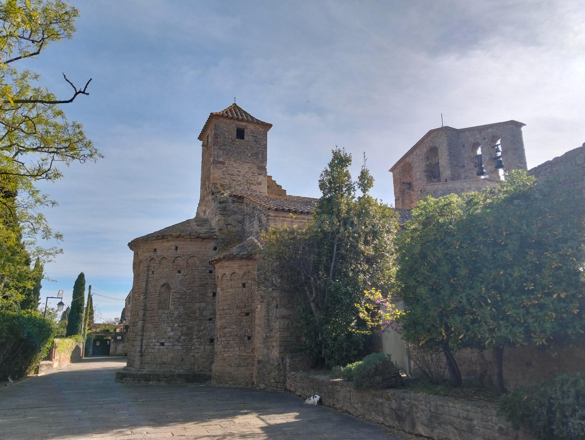 Un Refugio de Diseño y Encanto: Tu Santuario Privado en Ulla - foto 5